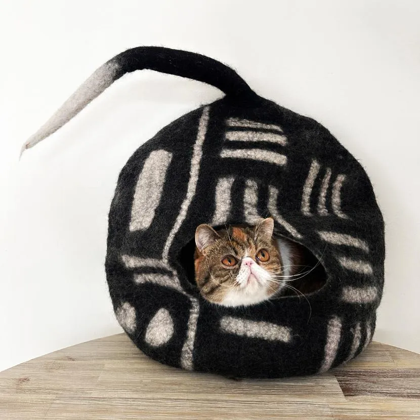 Felt Cat Cave Bed with Tail