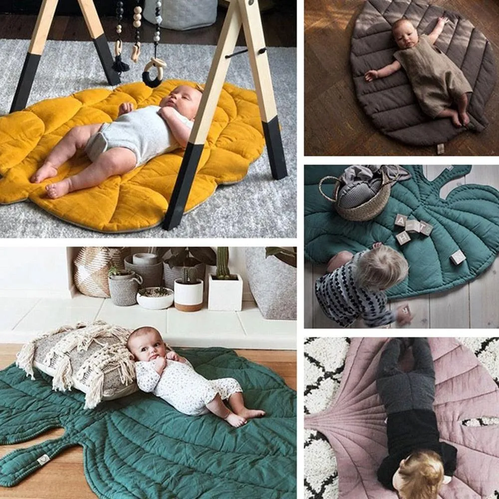 Leaf Shaped Dog Blanket