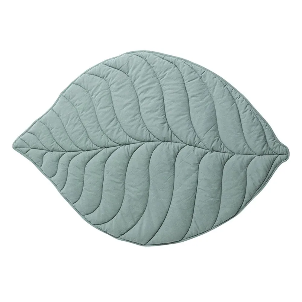 Leaf Shaped Dog Blanket