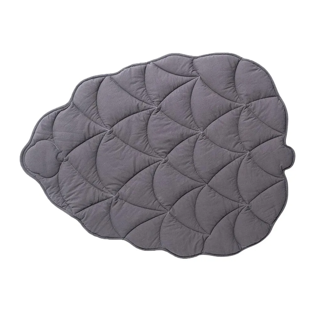 Leaf Shaped Dog Blanket